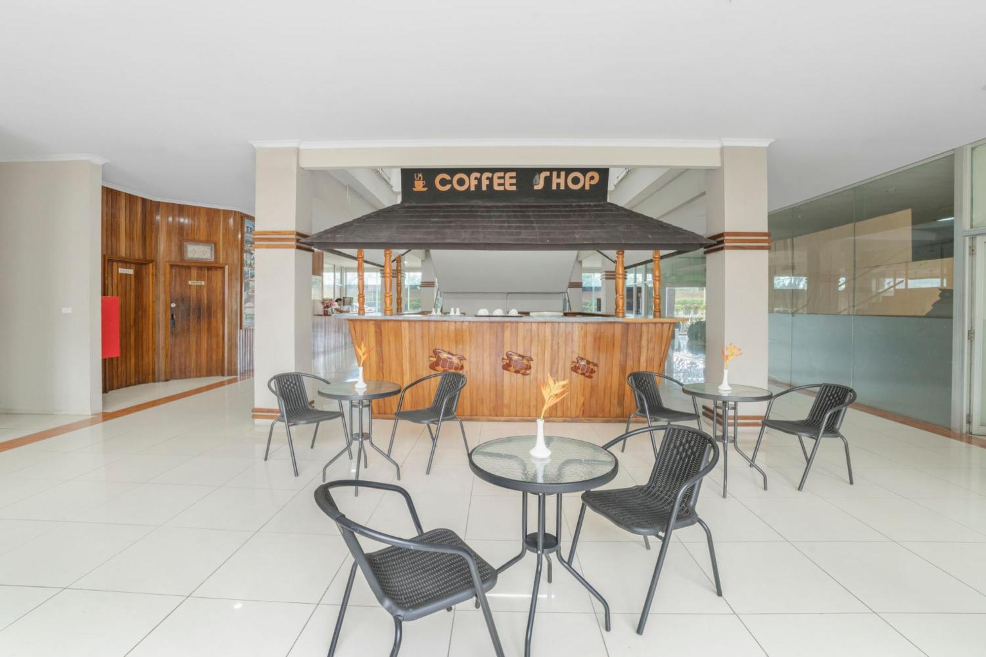 נאדי Trans International Hotel מראה חיצוני תמונה