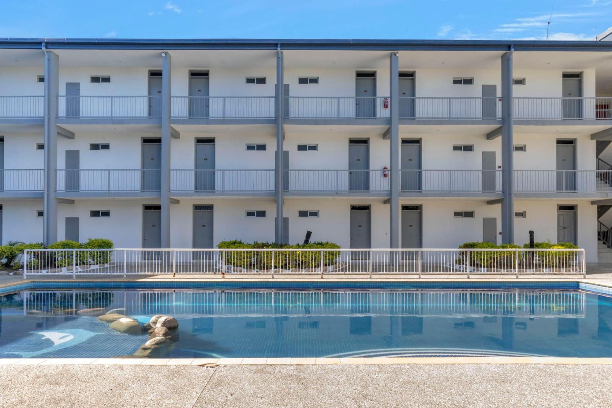 נאדי Trans International Hotel מראה חיצוני תמונה