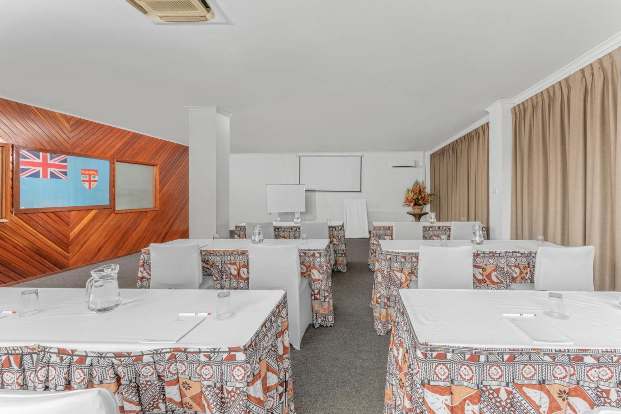 נאדי Trans International Hotel מראה חיצוני תמונה